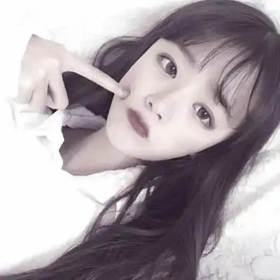 黑界网流行女头适合黑界女生用的头像