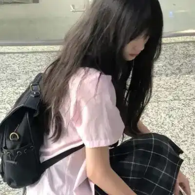 丧系女生头像我还没来得及炫耀你,你就已经不是我的