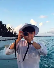 男人都缺一件白衬衫