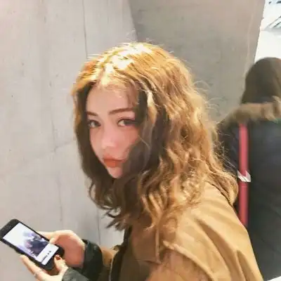 动漫头像女生高冷系御姐