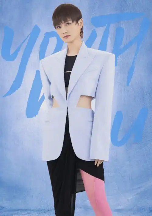 李宇春青春有你3三套造型解析,时尚感满分,怎么穿都气场强