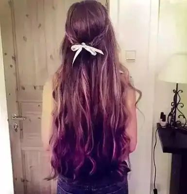 甜美头像女生背影