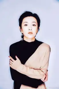 组图郭采洁清爽短发攻气十足皮衣配红唇炫酷不失性感