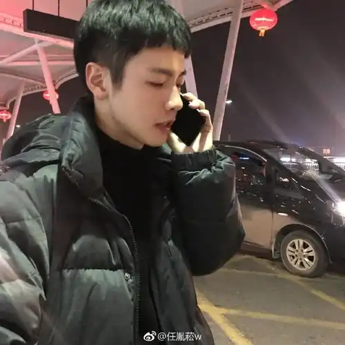 真鲜肉大本营新男主持有点帅,刘昊然的师弟,芒果台力捧