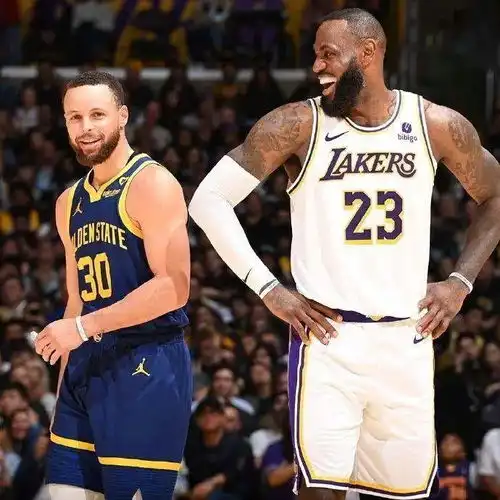 库里再见了,我的至尊荣耀版格林詹姆斯永别了,我的珍藏荣耀版水拉