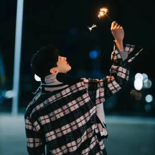 白敬亭丨100张壁纸头像