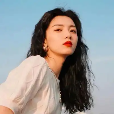 2023最新美丽大方女生头像