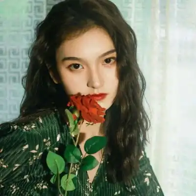 苏瓷复古港风女头成熟时尚唯微信头像我要个性网