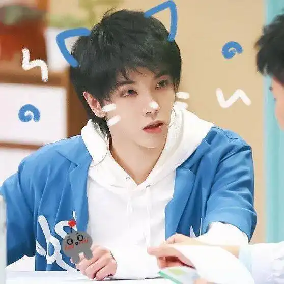 橙色系男头像图片大全陈