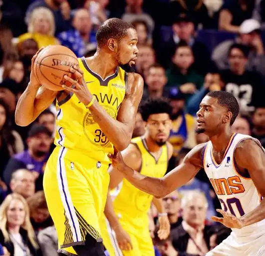 nba勇士横扫太阳库里349,杜兰特遭炮轰,球迷为汤普森鸣不平