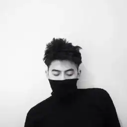 禁欲系情侣头像一人一半