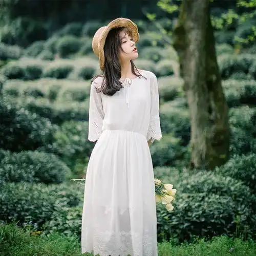 清爽吸睛白色连衣裙,打造纯净仙女气质,穿出属于你的淑女风情