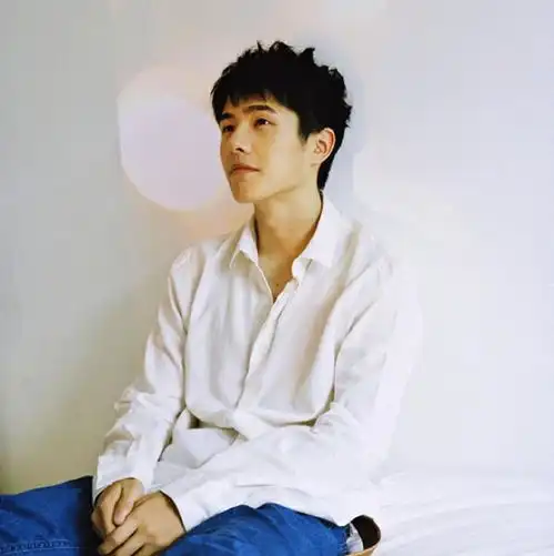 刘昊然成为百亿票房先生,运气是一方面,关键是当初的选择