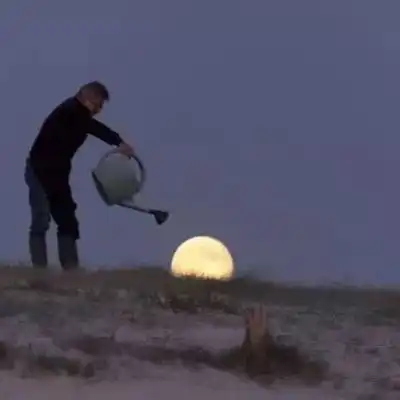 黑色系女生头像个性背影