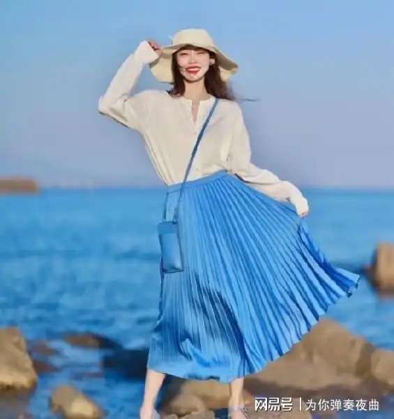 裙子穿对颜色,才能真洋气显白最全配色搭配指南,请收下