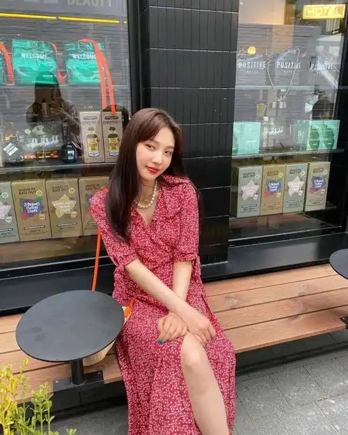 从网嘲到逆袭复古女神,她的变化真的好大呀