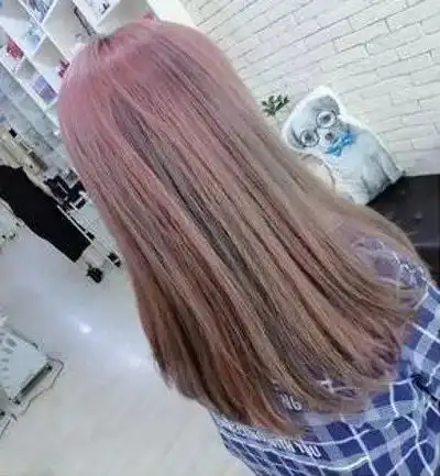 美丽从头开始变幻的颜色