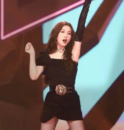 全开麦高音,踩水表演,the9成团首秀湖南卫视舞台,表现亮眼