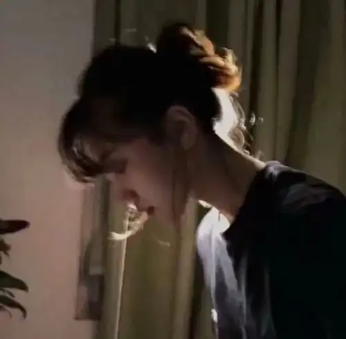 女生头像0113韩系女生头像遮眼不露脸头像