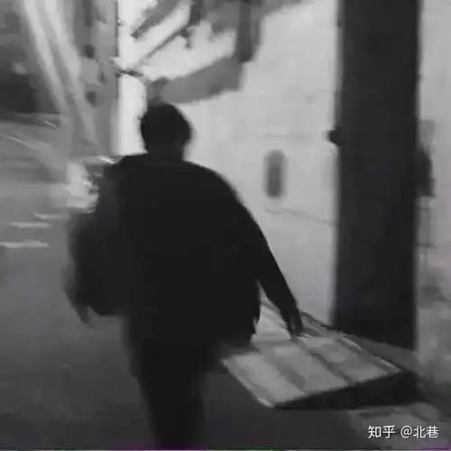 丧系动漫头像男伤感