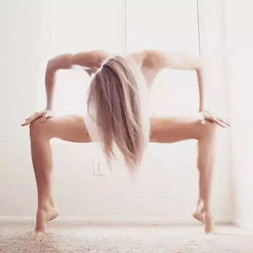 头像抑郁系瑜伽