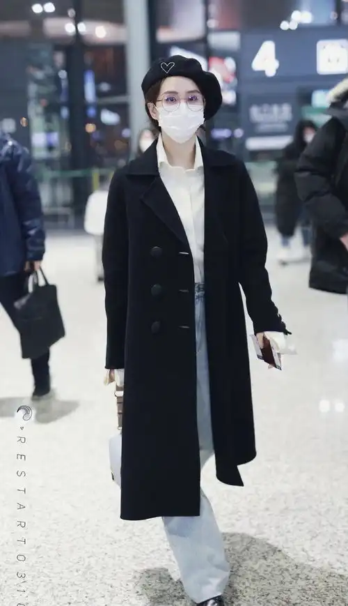 刘诗诗活动造型机场造型大对比,一身帅气一身文艺,尽显时尚魅力