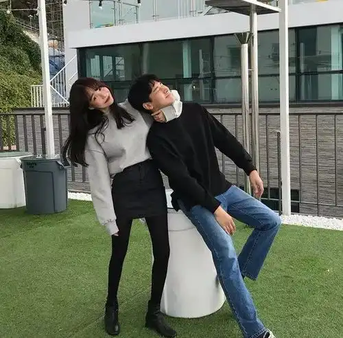 情侣装搭配示范,冬天这样穿就对了
