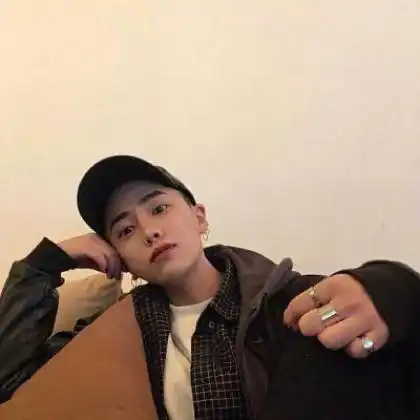 qq头像霸气男生