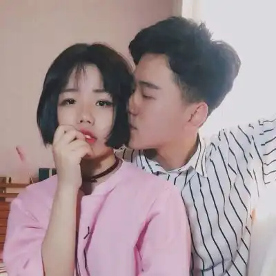 禁欲系情侣头像一左一右