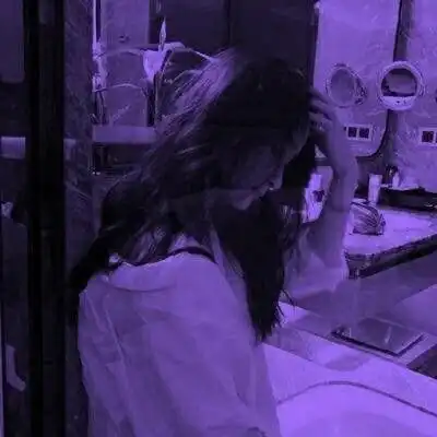 孤独的头像女生头像寂寞伤感图片