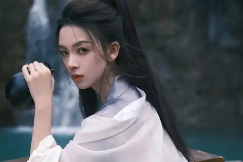陈瑶穿素衣湖畔独酌清冷迷人撑伞回眸宛如画中仙