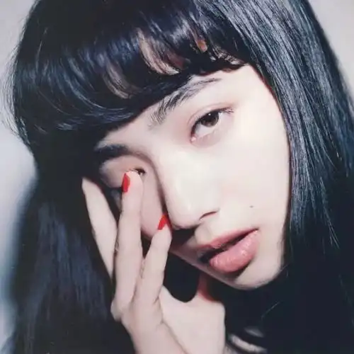 微湿感发型有范儿又好看