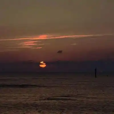 2023最新低落深沉风景头像