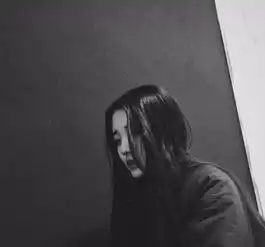 黑色高冷系头像代表什么