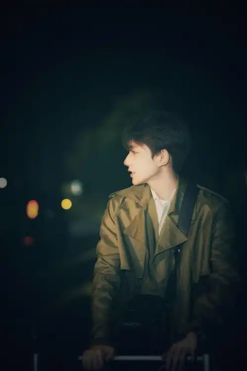 王源港风滤镜系列小合集不食烟火的清冷贵公子