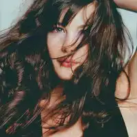 阳光系欧美头像女生简约时尚高清伴你看熏染山涧的日出