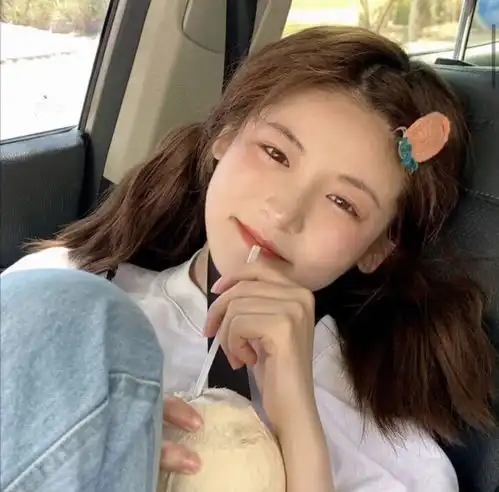 女头像ins高级质感绿色