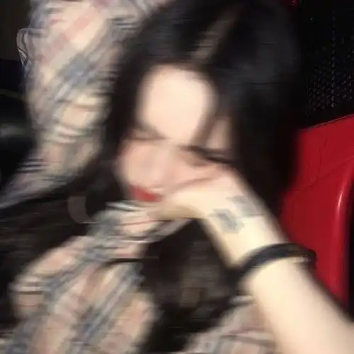 男头头像模糊朦胧感