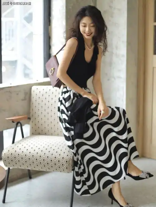 黑色系女生头像头像图片