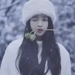 旧馆人女生头像韩系女头