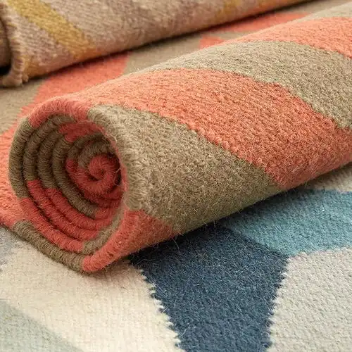 唐绍尧画家构图饱满彩墨风流