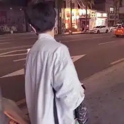 散步啊噢