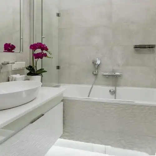 32岁结婚,有了二胎才买新房,跟父母住隔壁小区,离得近很方便