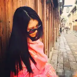 90后维族女孩为梦想做兼职sg私照曝光