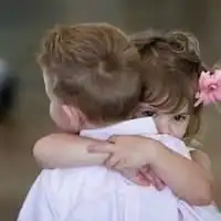 情侣头像一男一女小孩最新微信头像