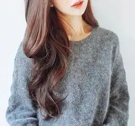 高冷系女生头像半身针织衫