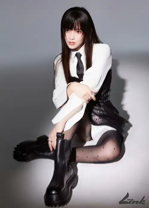孟子义猫系少女大片曝光彰显先锋态度