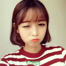 橙色系短发女生头像刘海