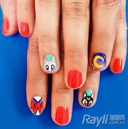 看水冰月变成美甲宠爱你