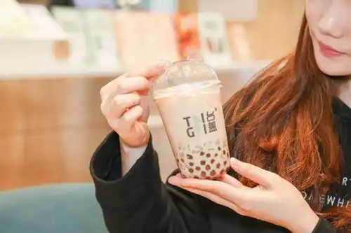 会玩成都这家店可以diy,专治你的奶茶纠结症